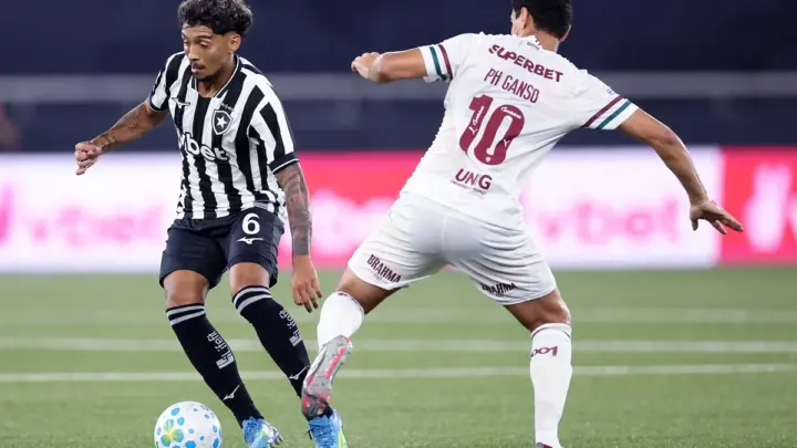 Botafogo e Fluminense ficam no empate em clássico pelo Brasileirão