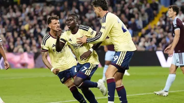 Com gol de Saka, Arsenal vence Aston Villa por 1 x 0 pela Premier League