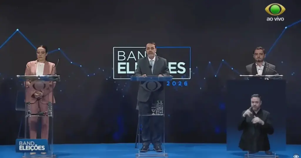Debate no RS: Candidatos ao governo criticam alianças com PT
