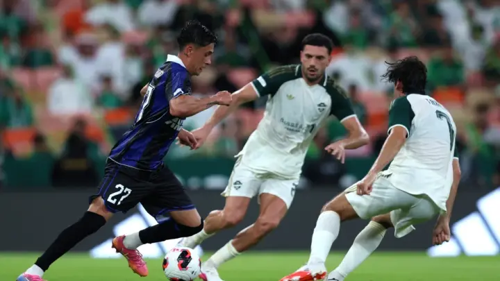 Em Jeddah, Al-Ahli vence Auckland e avança na Copa Intercontinental