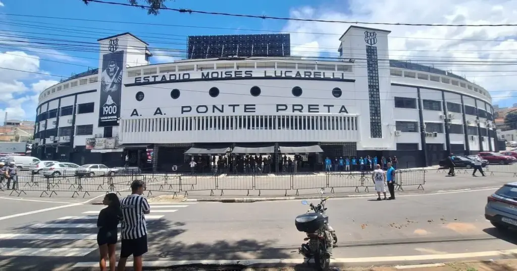 “Precisa virar SAF, se não vai fechar”, diz técnico da Ponte sobre o clube