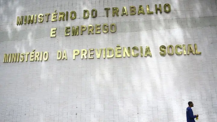Saldo de empregos no agro atinge 12,5 mil vagas em agosto, aponta MTE