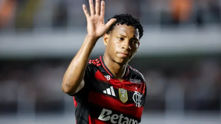 Flamengo encaminha venda de Gonzalo Plata ao Dínamo Moscou