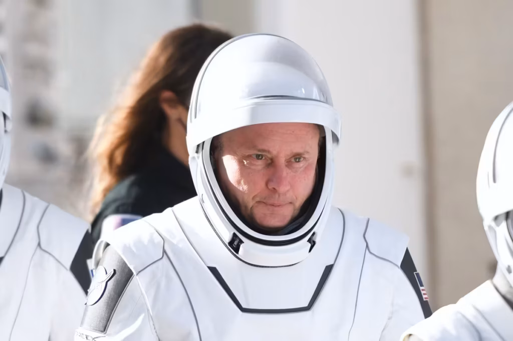 Astronauta se afasta da Nasa após ter emergência médica secreta no espaço