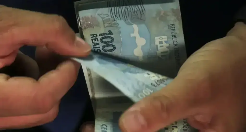 Governo divulga PLOA com salário-mínimo de R$ 1.741
