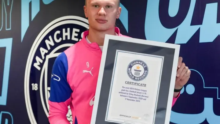 Haaland recebe certificados do Guinness Book após quebrar recordes