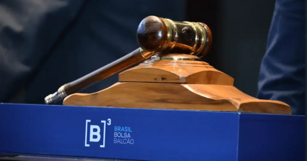 Copel não deve participar dos leilões de transmissão e baterias, diz CEO