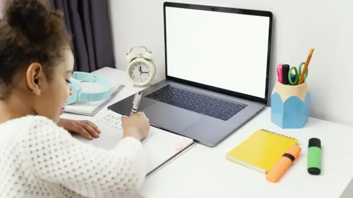 IA melhora o processo de aprendizagem ou apenas entrega respostas prontas?