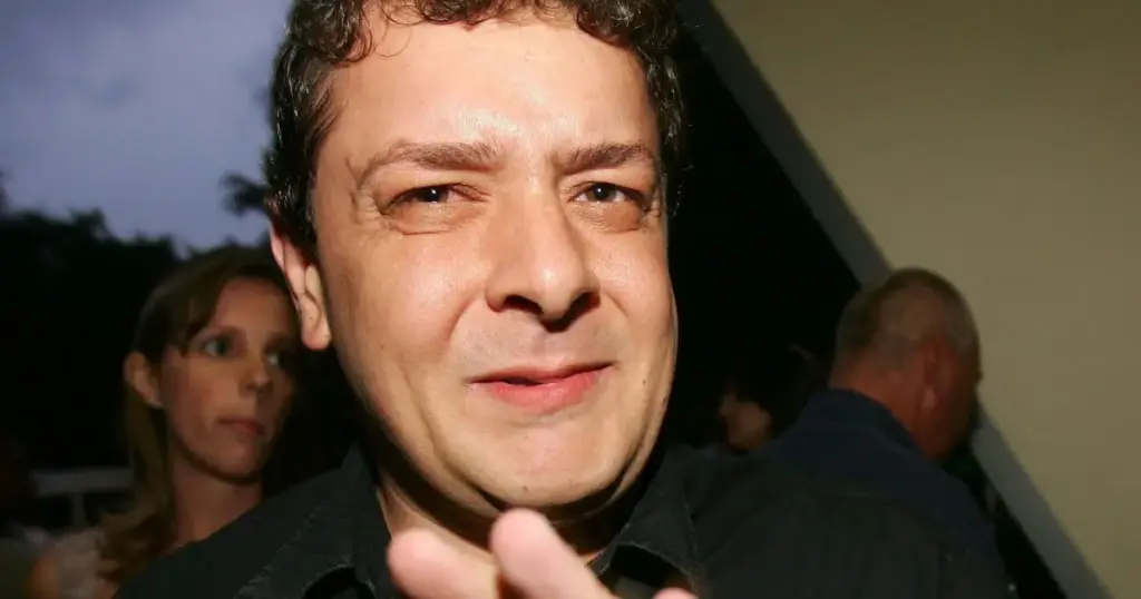 Em dois dias, Mendonça amplia cerco a Lulinha e atrito com a PF escala