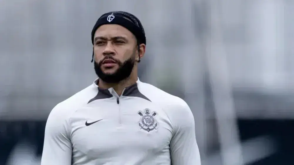 Memphis detona diretoria do Corinthians: “Sou forçado a reagir com firmeza”