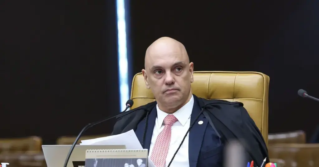 Moraes pede vista e suspende julgamento sobre privatização da Celepar