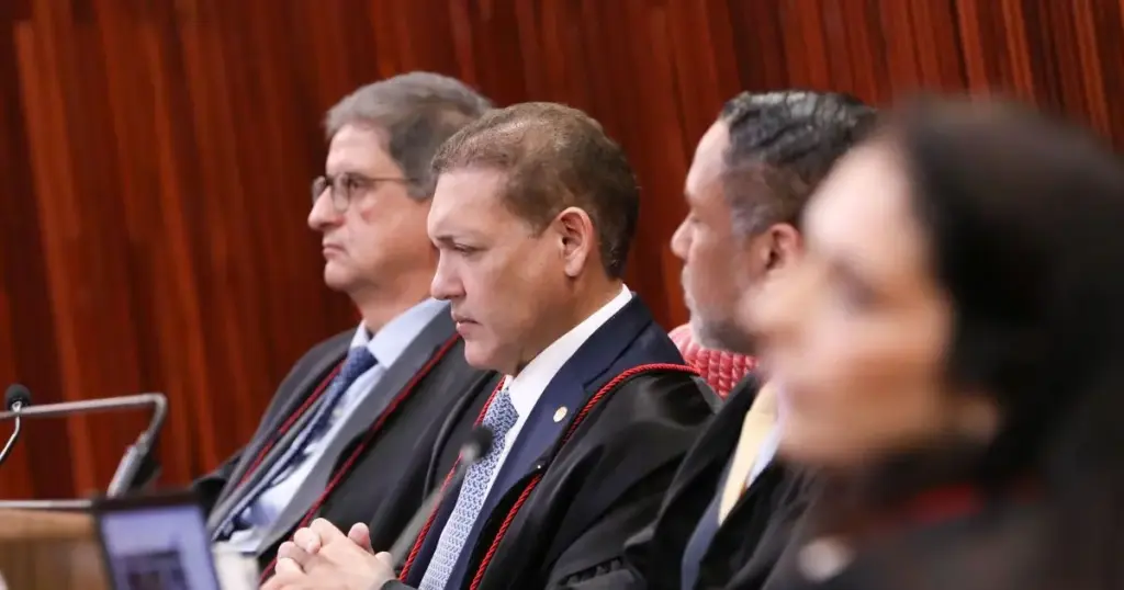 TSE deve se reunir nesta semana para esclarecer regra sobre deepfakes