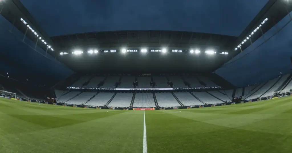 Corinthians x Cruzeiro: escalações e onde assistir ao jogo do Brasileirão