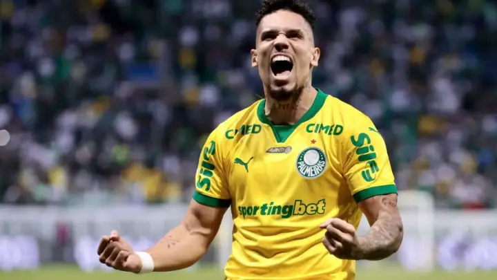 Atacante Paulinho evolui e aumenta expectativa por retorno ao Palmeiras