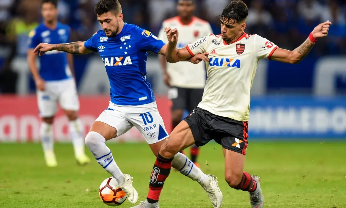 Relembre único encontro entre Cruzeiro e Flamengo pela Libertadores