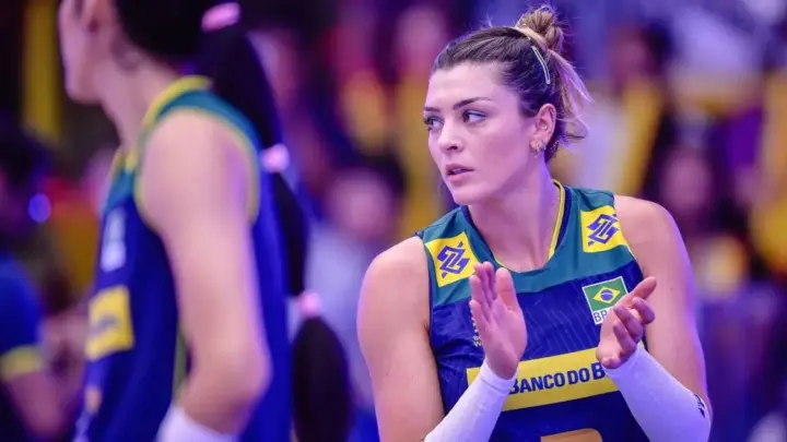 Rosamaria defende Tiffany e critica decisão da CBV