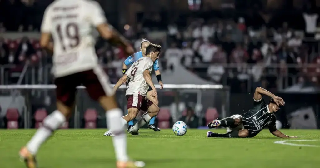 São Paulo 1 x 1 Coritiba: veja os melhores momentos do jogo do Brasileirão