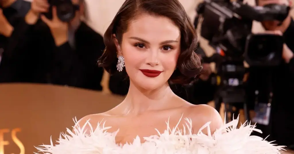 Selena Gomez é processada por fraude contra investidores, diz site
