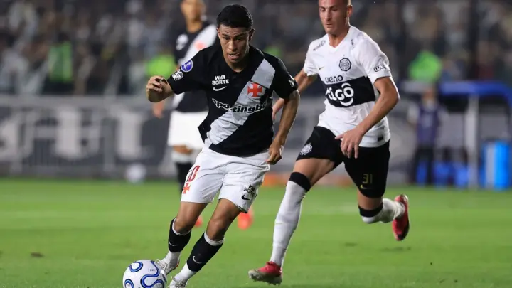 Vasco domina Olimpia, mas empata sem gols pela Copa Sul-Americana
