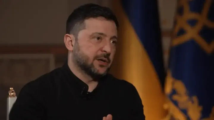 Eleições durante guerra “destruiriam” a Ucrânia, diz Zelensky