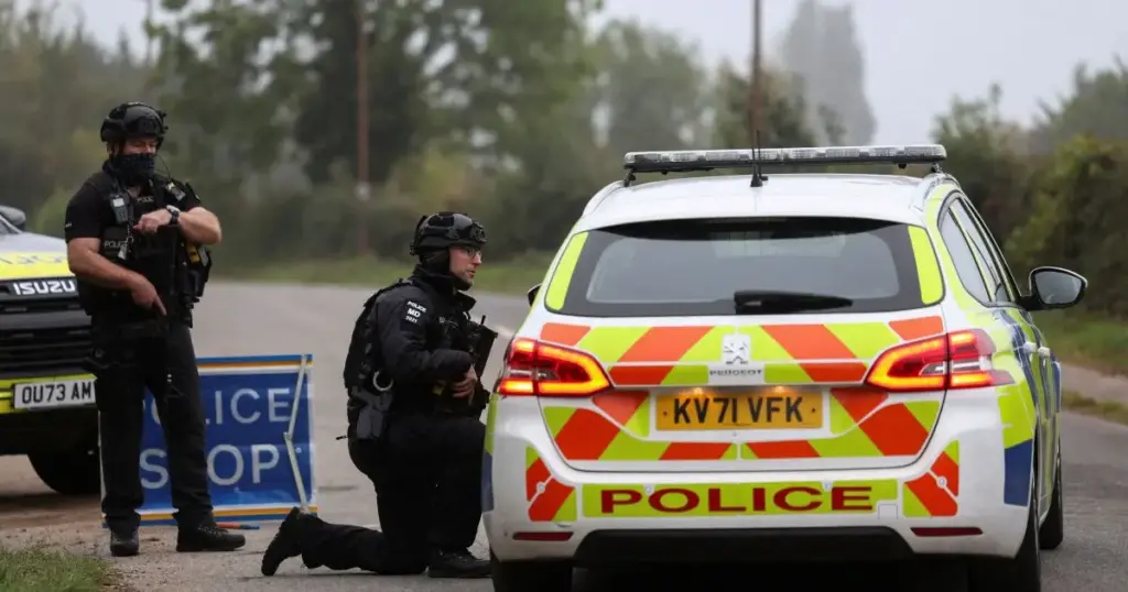 Suspeito de plano contra base britânica ligou para polícia antes de prisão