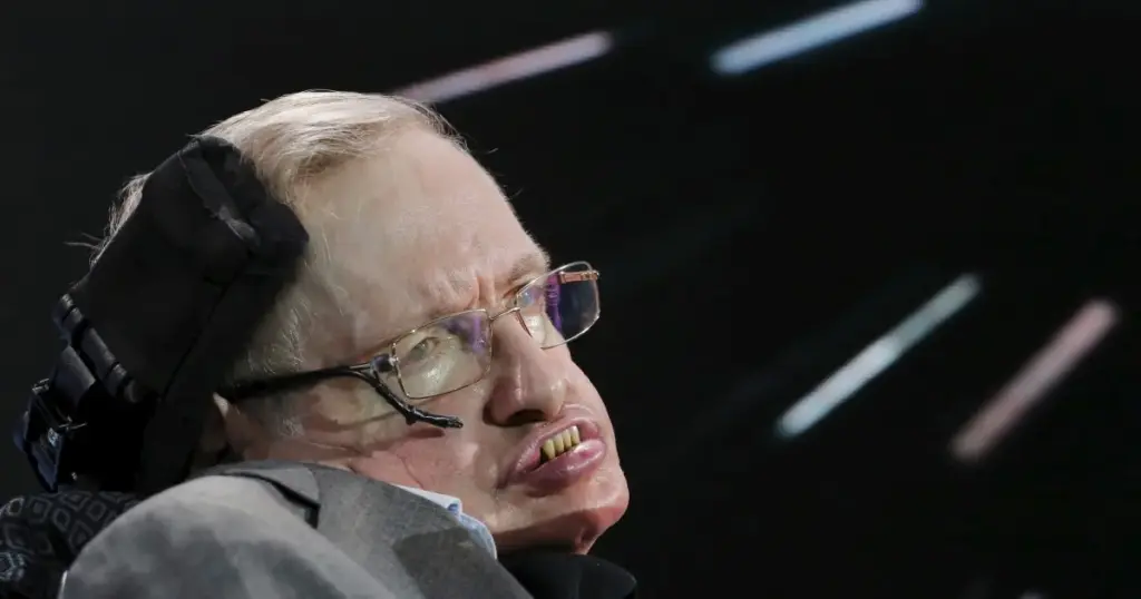Preso a uma cadeira e falando por computador, Stephen Hawking deixou lições sobre o universo, ETs e a maior ilusão da mente humana