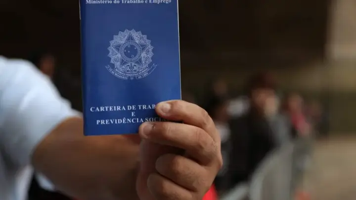 Análise: Apesar de dados sobre desemprego, informalidade segue alta
