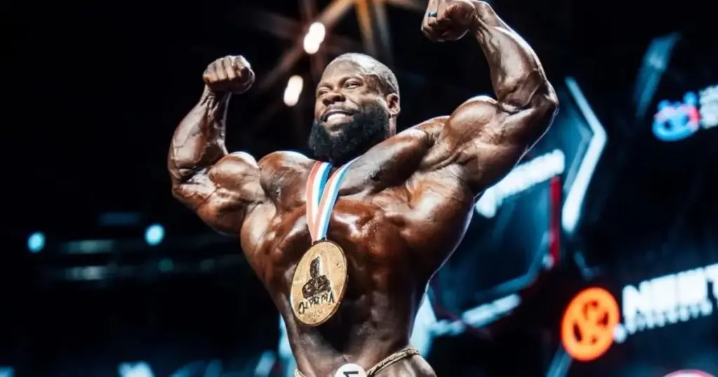 Mr. Olympia 2026: Keone Pearson domina e conquista tetra na 212