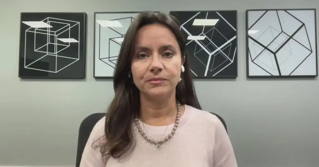 Copom não fechou portas para novos cortes, diz Rafaela Vitória