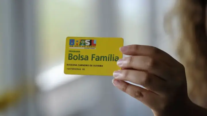 Custo fiscal do reajuste do Bolsa Família não era previsto, diz pesquisador