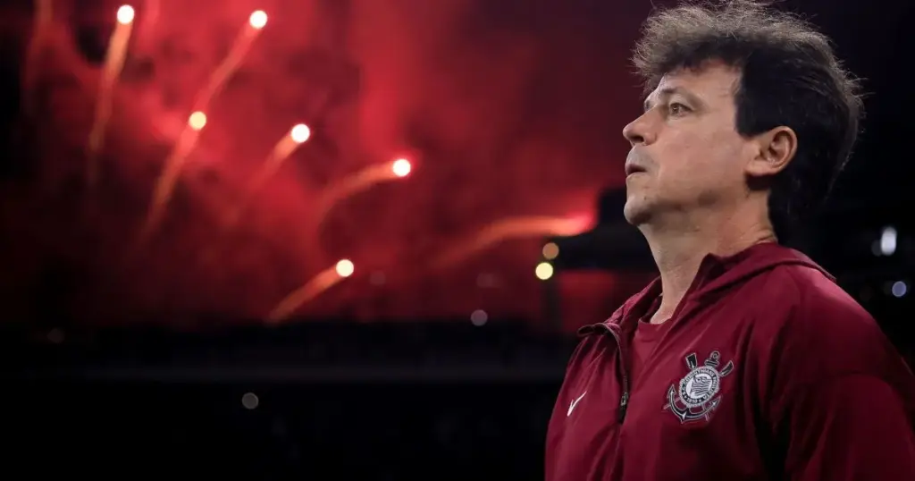 Diniz sobre eliminação do Corinthians: “Como quando morre alguém”