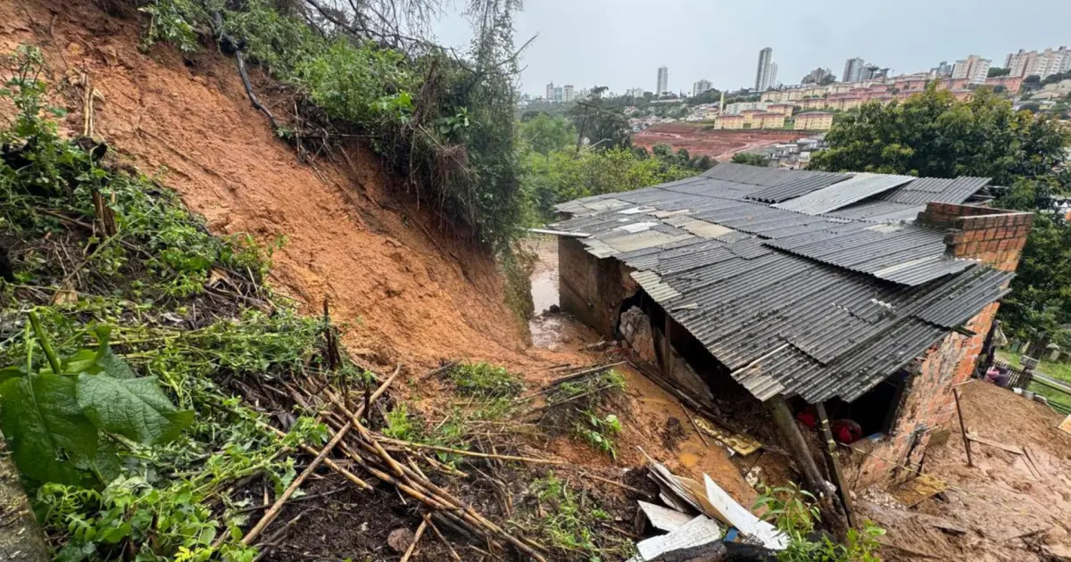 Sobe para quatro o número de mortos em decorrência das chuvas no Paraná