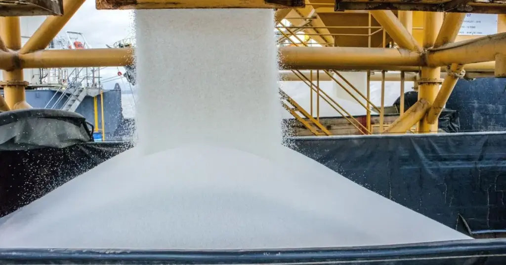 Brasil garante milhões de toneladas de fertilizantes com Marrocos