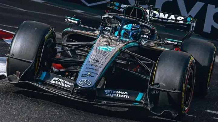 GP do Azerbaijão: Russell lidera dobradinha da Mercedes no TL2