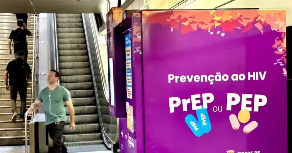 São Paulo instala sexta máquina gratuita de PrEP e PEP no Metrô