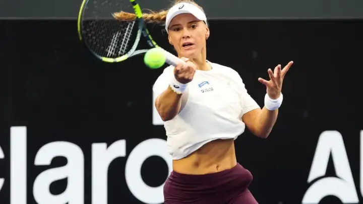 Laura Pigossi é derrotada por adversária tcheca e dá adeus ao SP Open