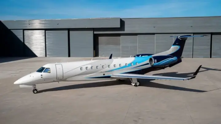 Saiba como é o Legacy 650, jato de Vorcaro em que Moraes e esposa viajaram