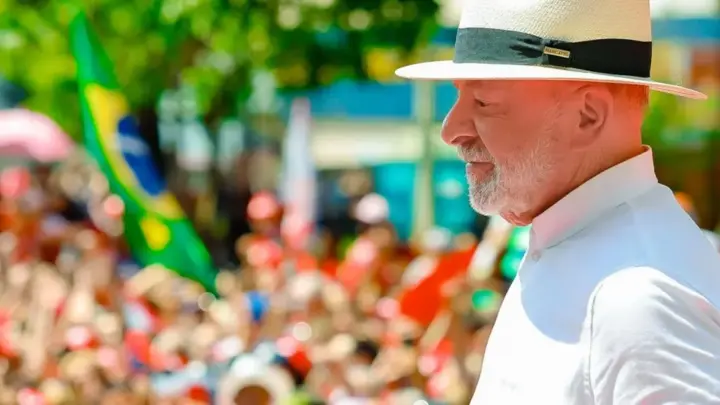 Lula vira campanha para o bolso e tenta tirar STF do centro