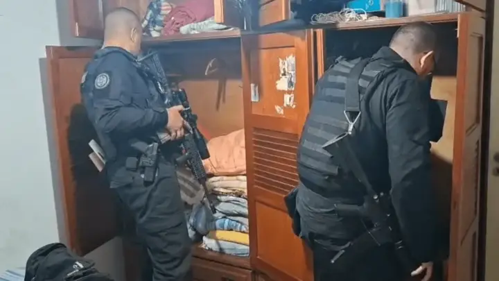 Operação mira desvio de armas para facções em quatro estados