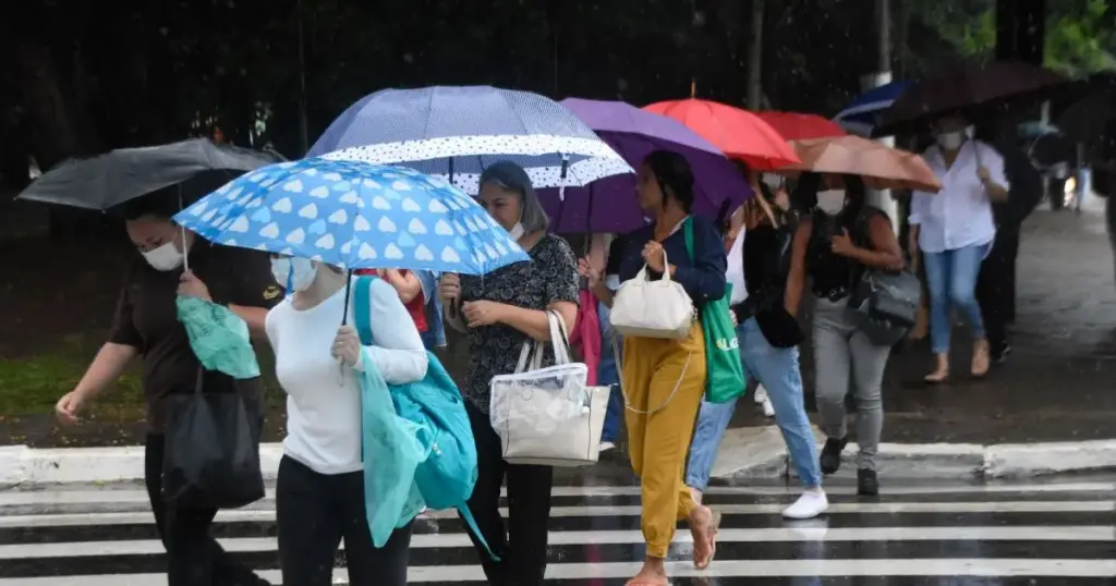São Paulo segue em alerta de perigo para tempestades; veja previsão