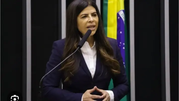 Antônia Lúcia festeja desmembramento de processo no STF, aposta novamente em Toffoli e avisa: “Sou mais candidata do que nunca”
