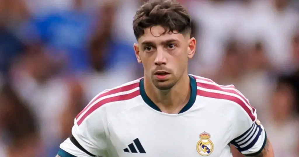Jogador do Real Madrid sofre entorse grave no tornozelo e vira desfalque