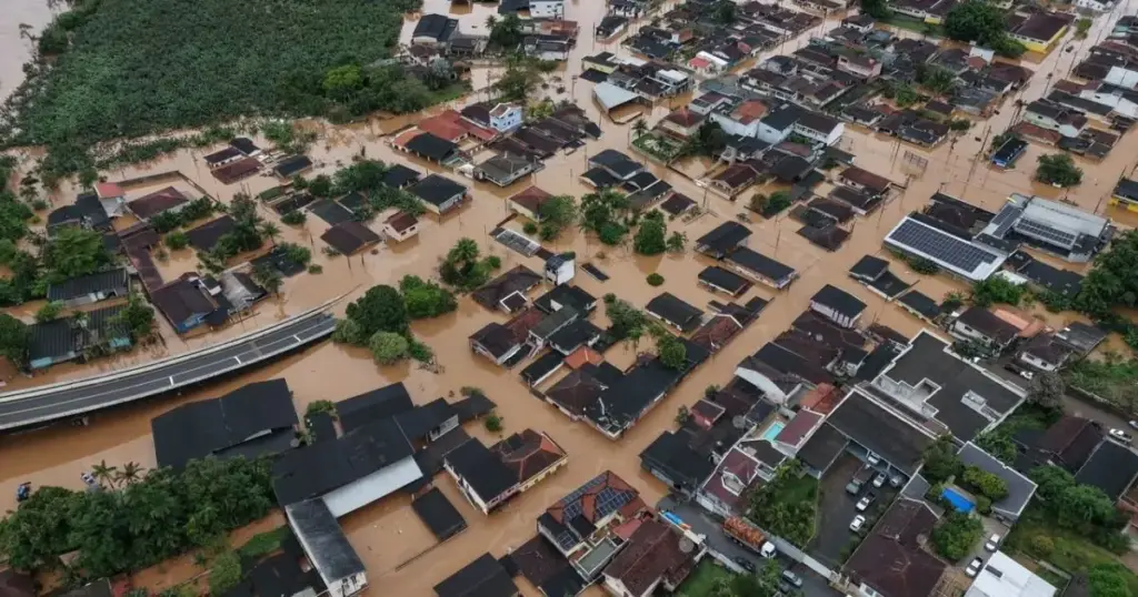 São Paulo decreta emergência em seis cidades no Vale do Ribeira após chuvas