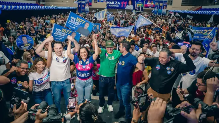 Ao lado de Manoel Moraes e Mailza, Ney Amorim recebe apoio de milhares de pessoas no ginásio do Sesi e dispara: “A juventude pode contar comigo”