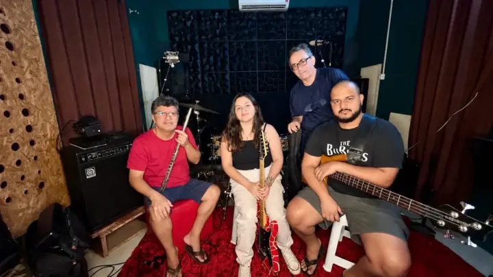 Banda acreana The Bubuias faz tributo aos Beatles neste sábado, na Confraria