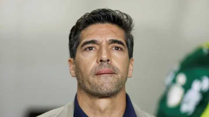 Abel Ferreira se defende antes de julgamento no STJD: "Não matei ninguém"