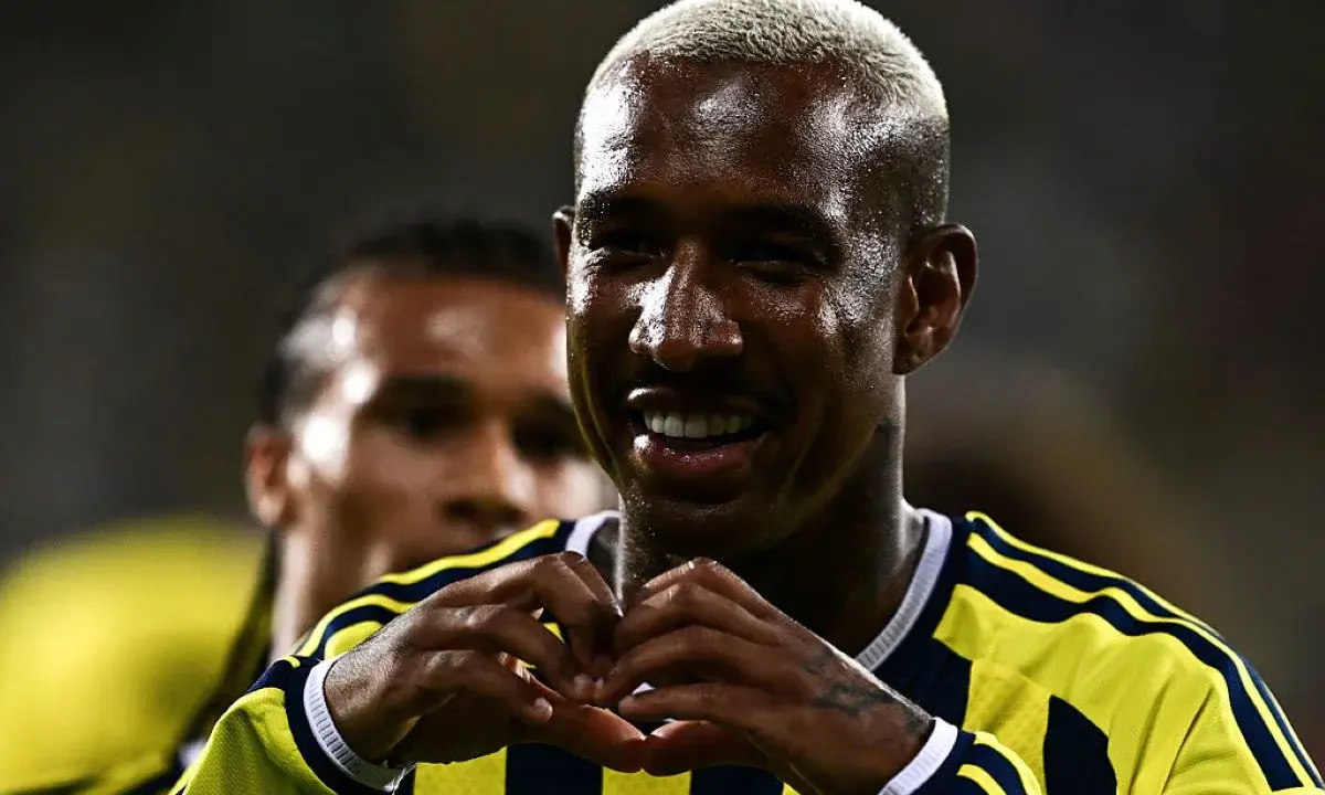Al-Jazira, dos Emirados Árabes Unidos, anuncia a contratação de Talisca