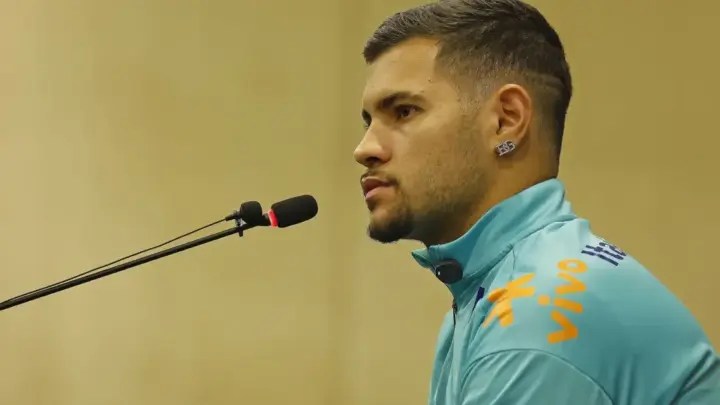 “Precisamos lapidar nossas joias”, diz Bruno Guimarães sobre jovens atletas