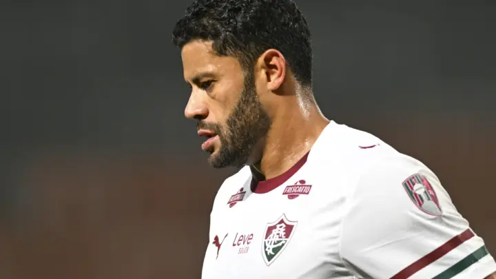 Cláusula contratual tira Hulk do jogo entre Atlético-MG e Fluminense