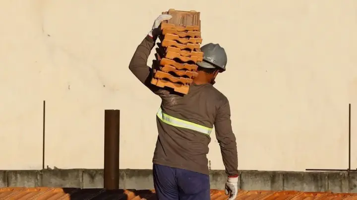 Conselho do FGTS amplia orçamento de subsídio habitacional para R$ 13 bi